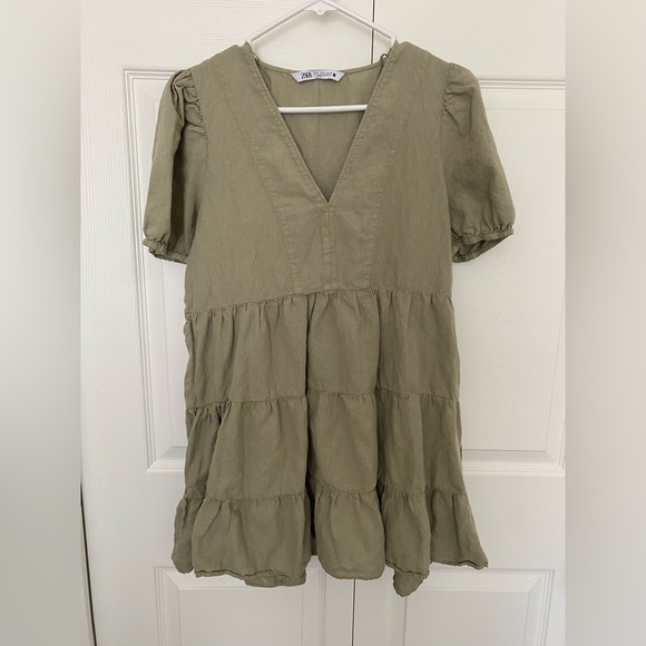 ❣️SOLD❣️ Zara Tiered Green Mini Dress Size M - Picture 9 of 12